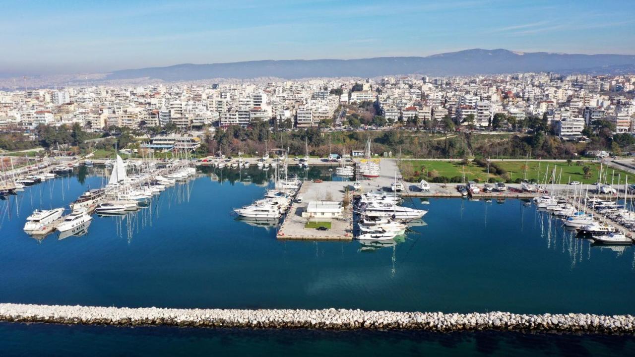 Haris Modern Apt. Near The Sea Thessaloniki Exterior photo